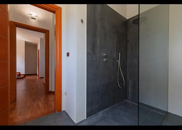 ヴィラ Villacolle *